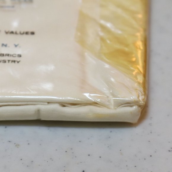 NWD Vtg Stevens Beauticale Cotton 200 Thread (2) Cream Pillow Cases 42 x 38.5 - Picture 11 of 11
